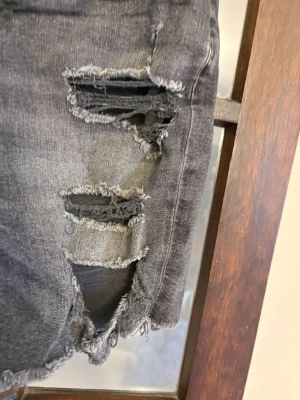 Lucky Brand Black Denim Distressed Athletic Straight Short, Size 31